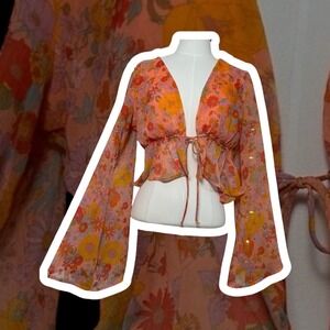 Wild Fable Floral Bell Sleeve Sheer Retro 70s Cropped Blouse Orange Pink Size M